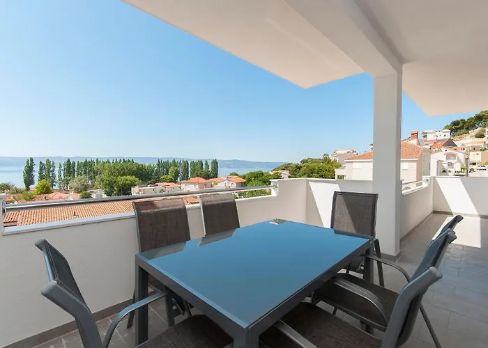 Apartman Mira- Omis